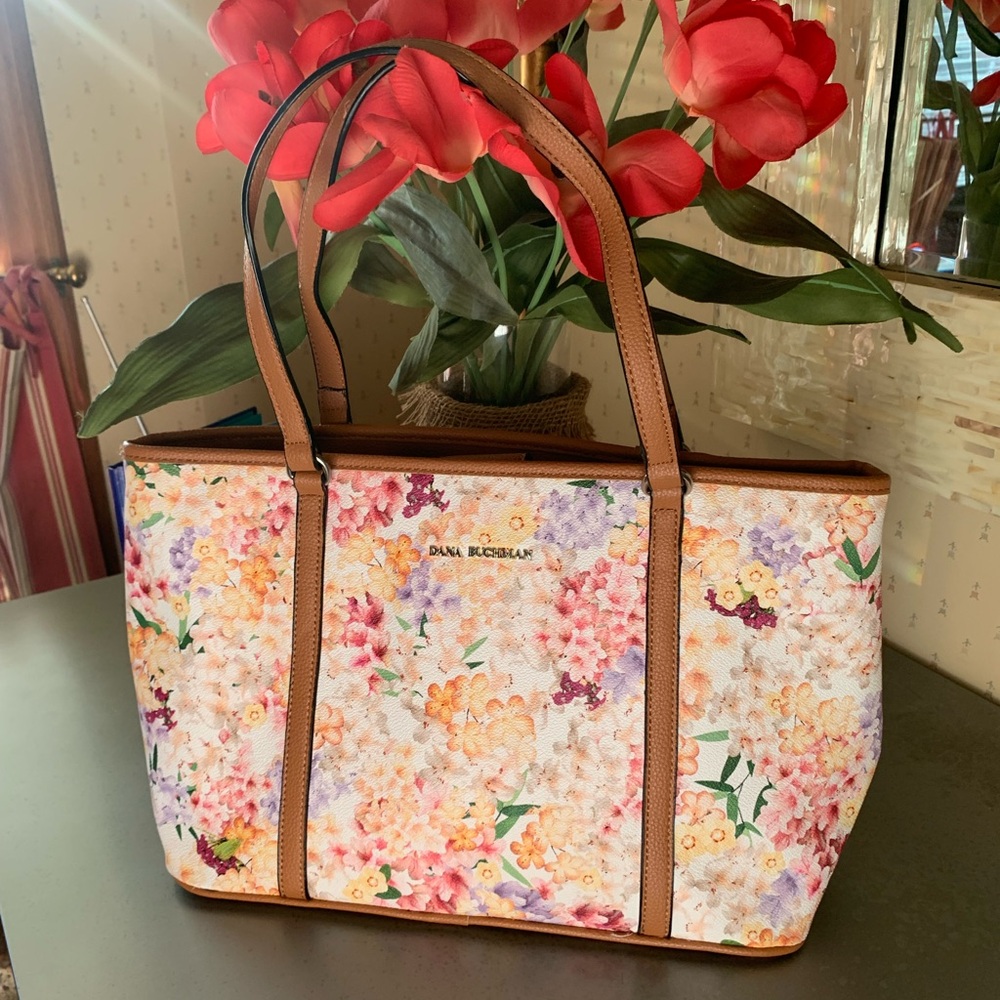 Dana Buchman Floral Multicolor Vegan leather tote. LIGHT PINK lining. BEAUTIFUL